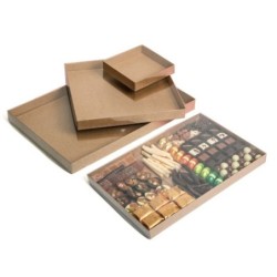 Caja con tapa transparente...